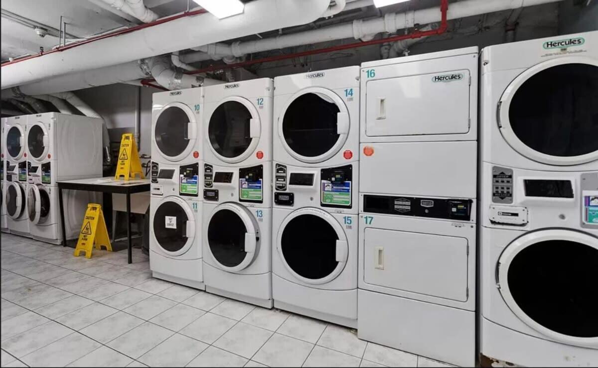 73-410 Luxury 24 Dm New Uws Gym Laundry Appartement *