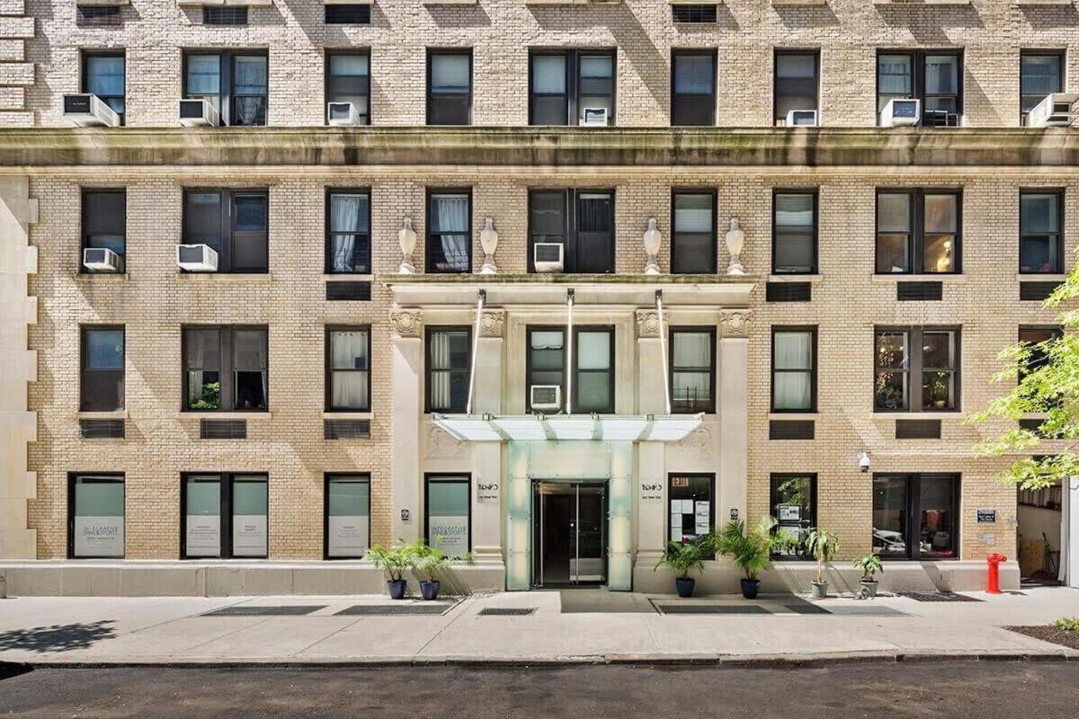 73-410 Luxury 24 Dm New Uws Gym Laundry Appartement *